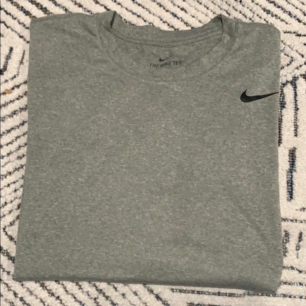 Dri-fit nike t shirt
